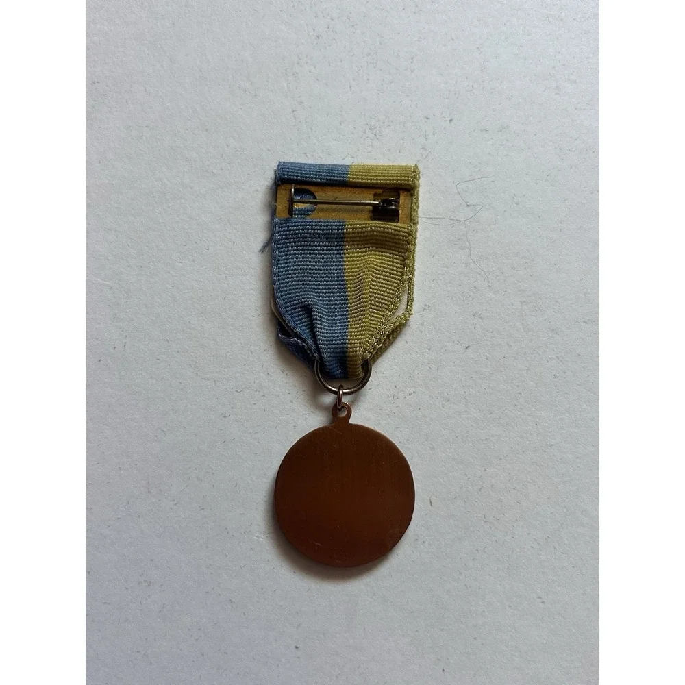 Military Service Medal Pinback with Blue & Yellow Ribbon - Militaria